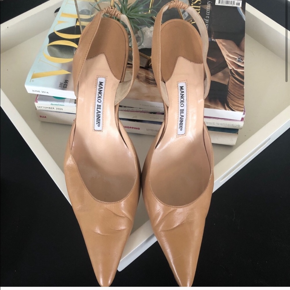 Nude Manolo Blahnik Carolyne sling backs